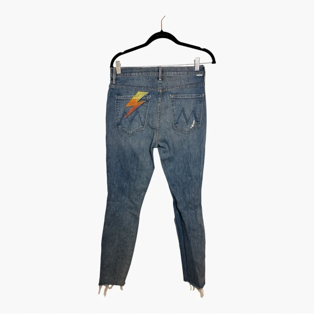 MOTHER Light Wash Distressed Stunner Ankle Step Fray Jeans Size 29 - Picture 4 of 14